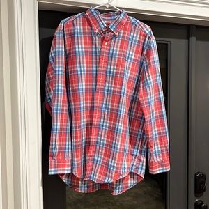 Vineyard vines men’s button down shirt
